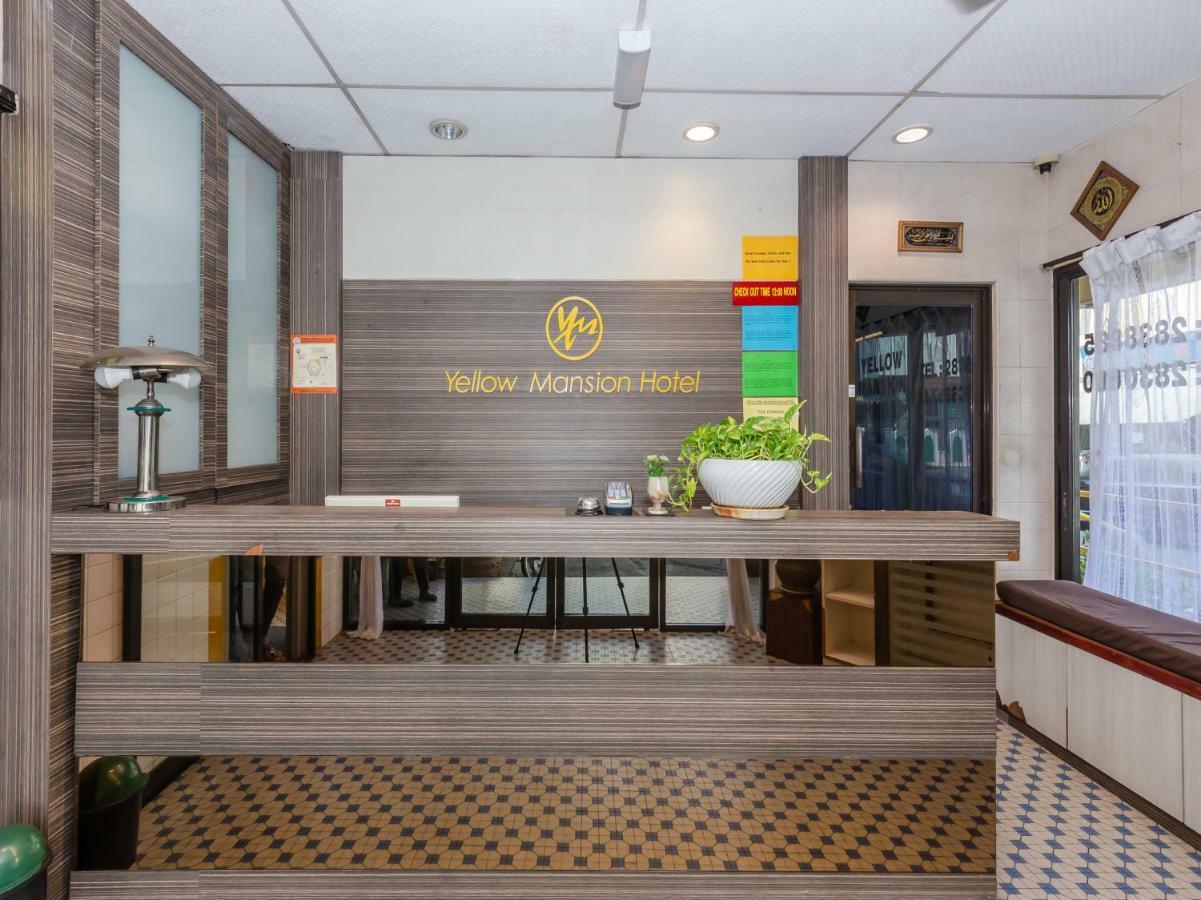 Oyo 1088 Yellow Mansion Banda Kaba Hotel Malacca Εξωτερικό φωτογραφία